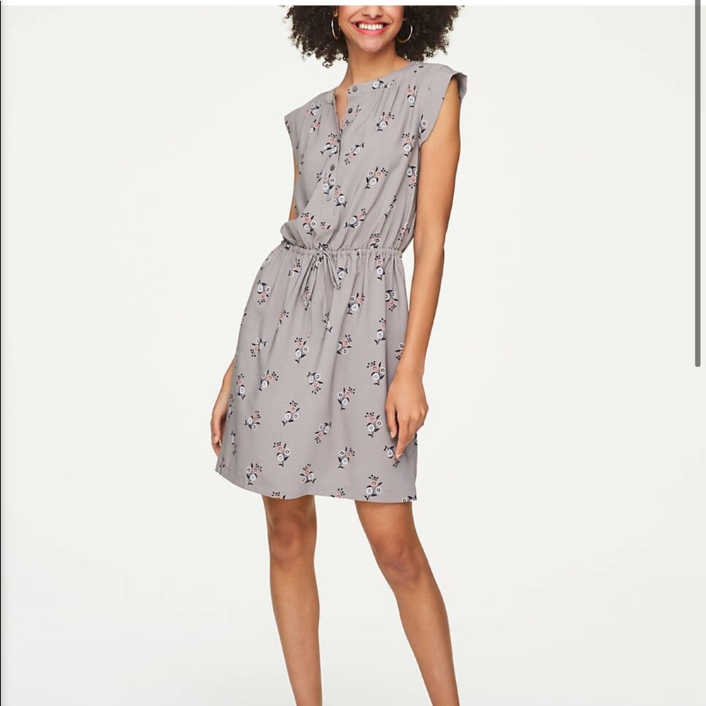 LOFT outlet Floral Cap Sleeve shirt dress